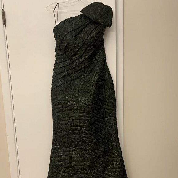 Feriani Couture dark Olive Green Dress - Picture 7 of 8